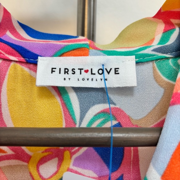 The Blue Door Boutique First Love Floral Women's Tunic - Picture 6 of 8